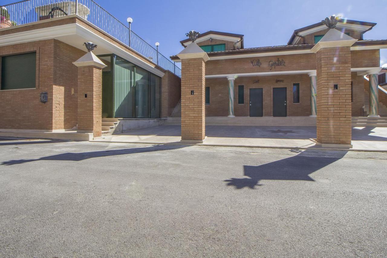 Villa Gentile Фоче-Варано Экстерьер фото